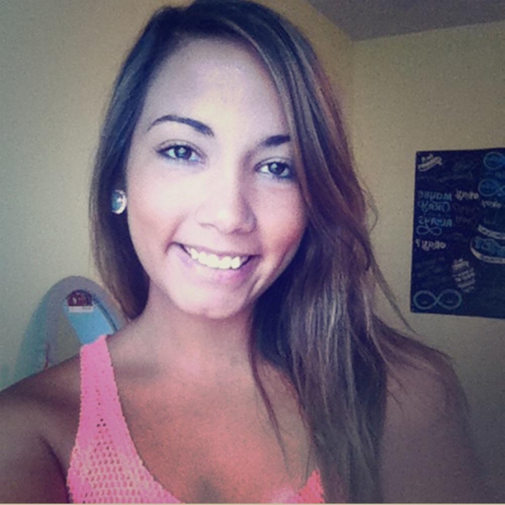 Meet your Posher, Alexandra